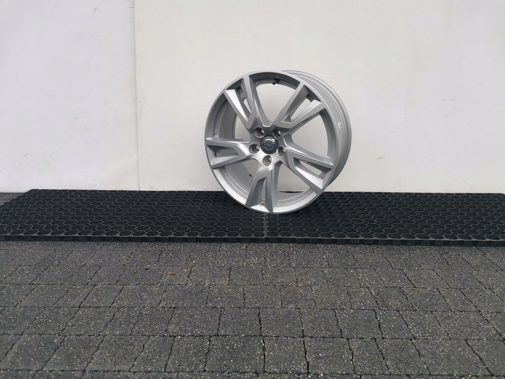 1x Alufelge 18 Zoll 7.5" 5x108 31362866 Volvo Xc60 Ii Rim Wheel