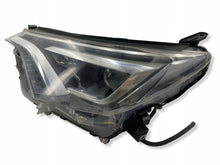 Laden Sie das Bild in den Galerie-Viewer, Frontscheinwerfer Toyota Rav 4 Rechts Scheinwerfer Headlight SCH3868395122lv