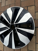 Load image into Gallery viewer, 1x Alufelge 16 Zoll 6.0" 5x100 35ET Glanz Schwarz 2GM601025AB VW T-Cross FEL3807805549it
