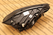 Laden Sie das Bild in den Galerie-Viewer, Frontscheinwerfer Mercedes-Benz W177 A1779063705 LED Links Headlight SCH2768518399pq