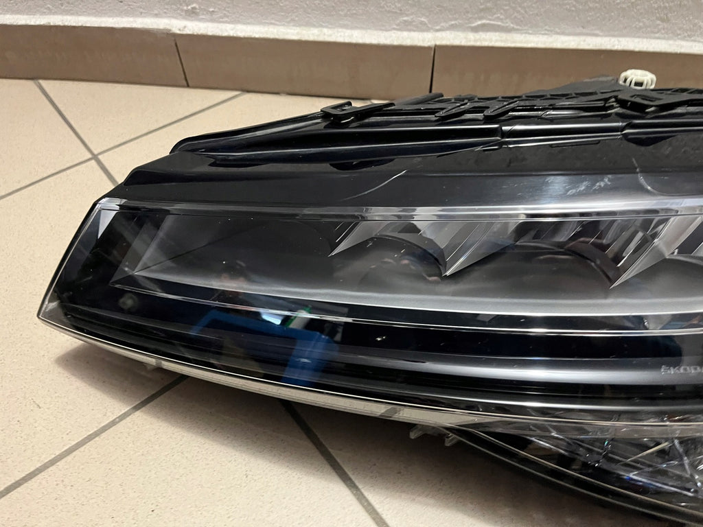 Frontscheinwerfer Skoda Superb III 3V1941015C Links Scheinwerfer Headlight