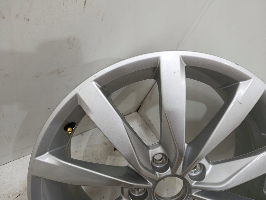 1x Alufelge 17 Zoll 6.0" 5x112 48ET Glanz Silber 5G0601025K VW Golf Vii FEL1270370410hx