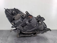 Laden Sie das Bild in den Galerie-Viewer, Frontscheinwerfer Renault Clio III 8200261610 89900161 Links Headlight SCH2614615521zi