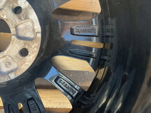 Laden Sie das Bild in den Galerie-Viewer, 1x Alufelge 17 Zoll 5x120 7LA601025E VW Transporter Caravelle Rim Wheel FEL7267765964yc