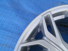 Laden Sie das Bild in den Galerie-Viewer, 1x Alufelge 18 Zoll 7.0" 5x114.3 38ET MZ315060 Mercedes-Benz Outlander I FEL5382009635ro