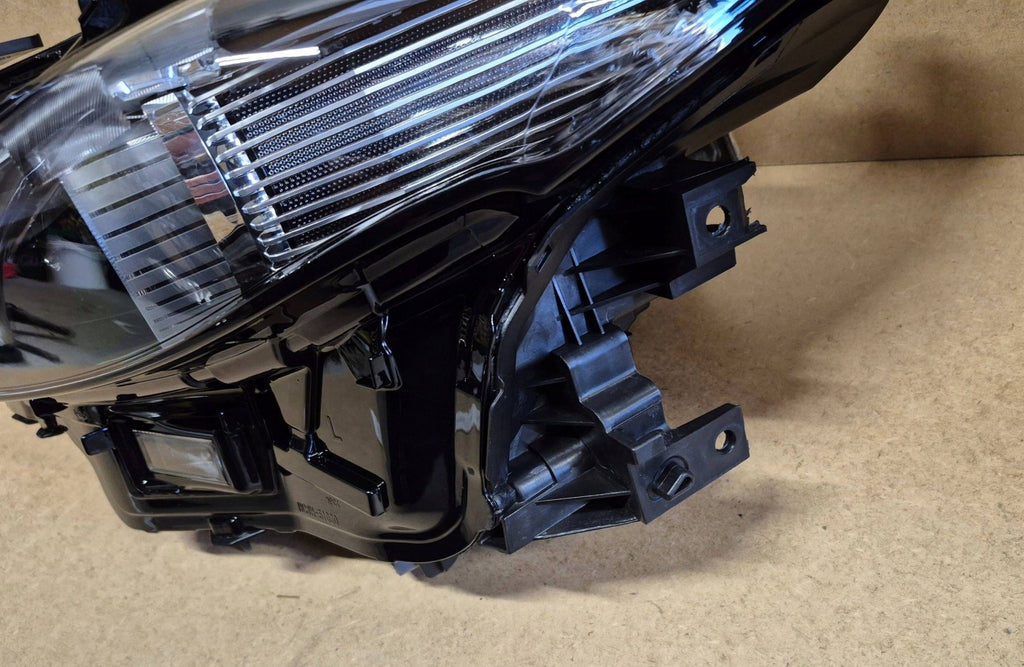 Frontscheinwerfer Mazda 3 Bp BHRB67890 Links Scheinwerfer Headlight SCH6004648075od