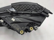 Laden Sie das Bild in den Galerie-Viewer, Frontscheinwerfer Audi Q3 83A941036 Rechts Scheinwerfer Headlight SCH9096821311fz