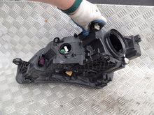 Laden Sie das Bild in den Galerie-Viewer, Frontscheinwerfer Skoda Superb III 3V1941016B Xenon Rechts Headlight SCH9485240689xv