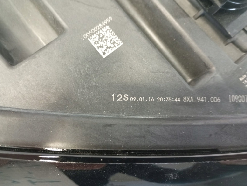Frontscheinwerfer Audi A1 8XA941006 Rechts Scheinwerfer Headlight SCH6892059127mz