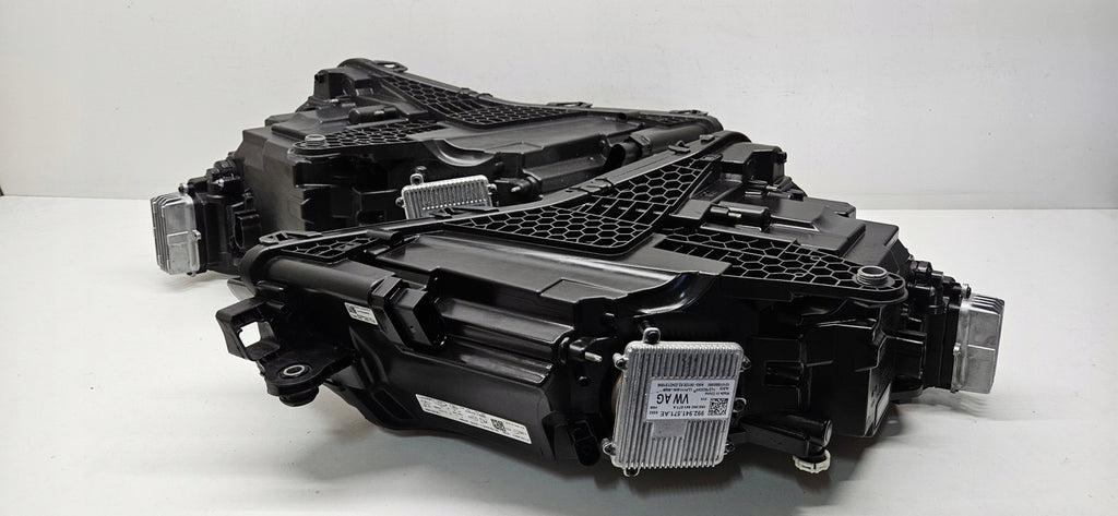 Frontscheinwerfer Skoda Superb III 3V1941015D 3V1941016D Full LED Ein Satz