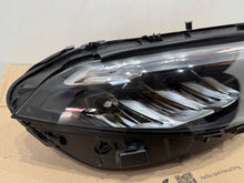 Laden Sie das Bild in den Galerie-Viewer, Frontscheinwerfer Mercedes-Benz W177 A1779062206 Rechts Scheinwerfer Headlight SCH7690239462ec
