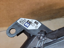 Load image into Gallery viewer, Frontscheinwerfer Toyota Yaris Links Scheinwerfer Headlight