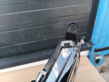 Laden Sie das Bild in den Galerie-Viewer, Frontscheinwerfer Toyota Corolla 81150-02S70 LED Ein Stück (Rechts oder Links)