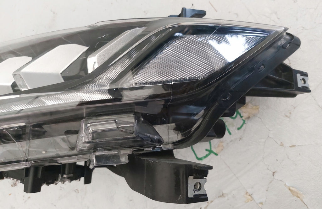 Frontscheinwerfer Mitsubishi Outlander III 8301D3-31 Links Headlight SCH3904206240wu