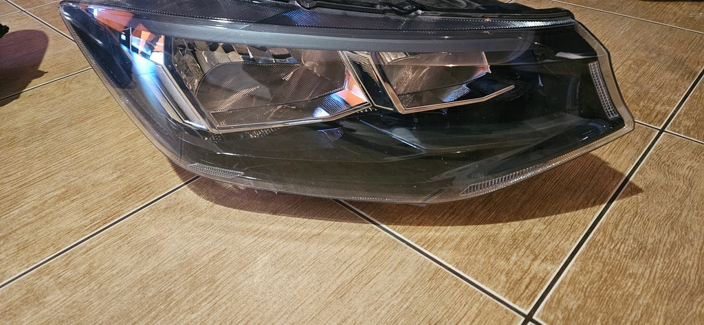 Frontscheinwerfer VW Caddy 2K8941006 Rechts Scheinwerfer Headlight SCH5435418803mj