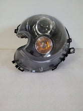 Laden Sie das Bild in den Galerie-Viewer, Frontscheinwerfer Mini R57 R55 R56 R59 R58 100030-00 Links Headlight SCH8261116288ev