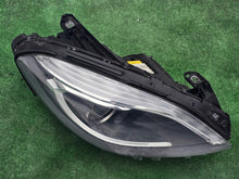 Laden Sie das Bild in den Galerie-Viewer, Frontscheinwerfer Mercedes-Benz W246 Rechts Scheinwerfer Headlight SCH3874887535tv