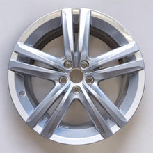 Laden Sie das Bild in den Galerie-Viewer, 1x Alufelge 17 Zoll 7.0&quot; 5x100 43ET Schwarz 6J0601025Q Seat Ibiza Iv Rim Wheel