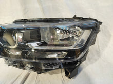 Laden Sie das Bild in den Galerie-Viewer, Frontscheinwerfer Toyota Proace City Verso 9835780680 73278187 Links Headlight SCH3257019554ke