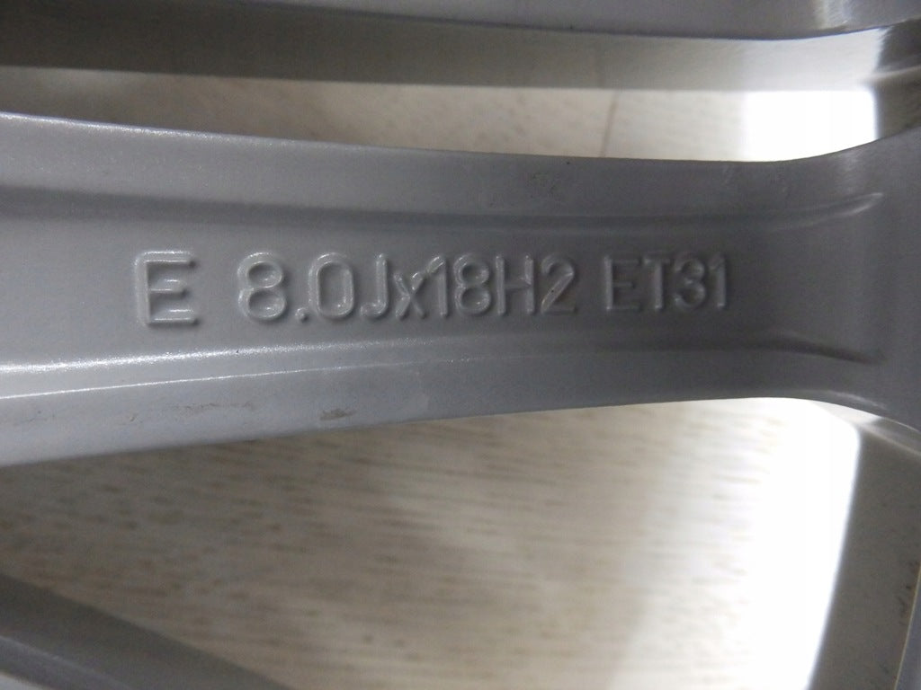1x Alufelge 18 Zoll 8.0" 5x112 31ET 8W0601025EE Audi A4 B9 Rim Wheel FEL6661939463di