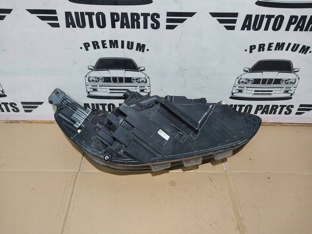 Frontscheinwerfer Ford Focus NX7B-13E015-CD NX7B-13E015- LED Rechts oder Links SCH6287680722kr