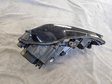 Laden Sie das Bild in den Galerie-Viewer, Frontscheinwerfer Audi A6 4K0941039 LED Ein Stück (Rechts oder Links) Headlight