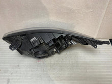 Laden Sie das Bild in den Galerie-Viewer, Frontscheinwerfer Ford Transit Custom JK21-13D152- Xenon Rechts Headlight SCH6054448561er