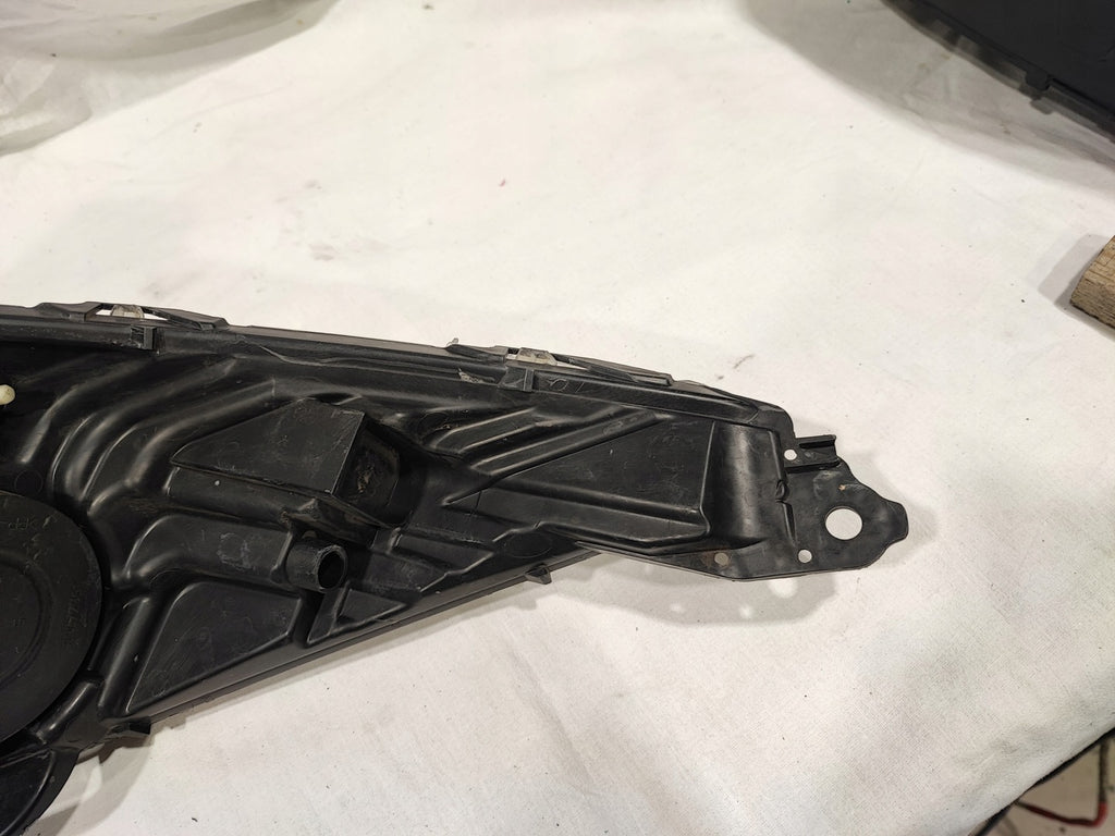 Frontscheinwerfer Peugeot 5008 9682519180 89903106 Links Scheinwerfer Headlight SCH9172778188lf