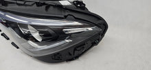 Laden Sie das Bild in den Galerie-Viewer, Frontscheinwerfer Mercedes-Benz Cla A1189062500 Full LED Links Headlight