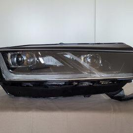 Frontscheinwerfer Skoda Octavia IV 5E4941016B Rechts Scheinwerfer Headlight SCH8761192592dh