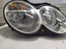 Load image into Gallery viewer, Frontscheinwerfer Mercedes-Benz Clk Ein Satz Scheinwerfer Headlight SCH2528757757ws