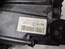 Load image into Gallery viewer, Frontscheinwerfer Hyundai Kona J992121020 92102-J9000 Rechts Headlight SCH3704612683tc