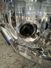 Load image into Gallery viewer, Frontscheinwerfer Mitsubishi Pajero IV 8301B330 Rechts Scheinwerfer Headlight SCH7554509792dq
