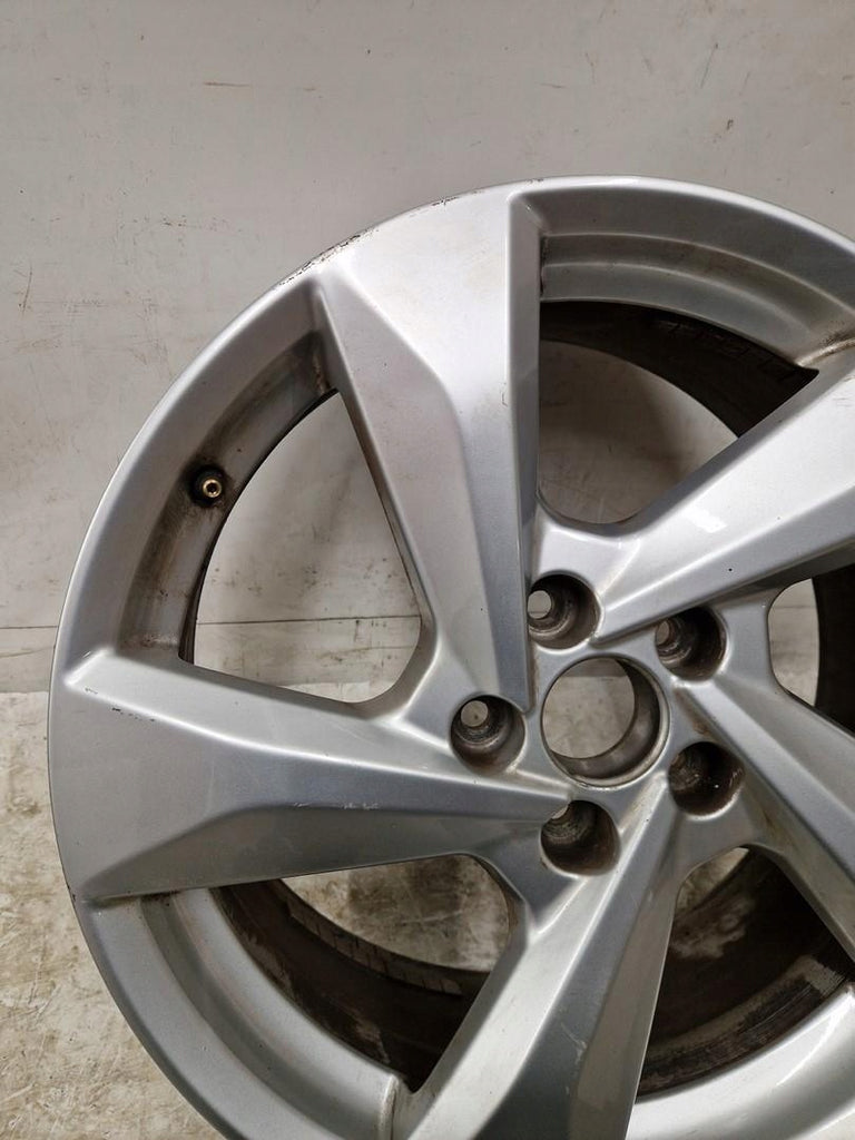 1x Alufelge 18 Zoll 7.0" 5x112 43ET 83A601025H Audi Q3 Rim Wheel FEL9451319430qm