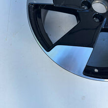 Laden Sie das Bild in den Galerie-Viewer, 1x Alufelge 18 Zoll 8x108 80000286 Volvo I Rim Wheel FEL4098743520xf