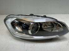 Load image into Gallery viewer, Frontscheinwerfer Volvo V60 I V60TH Xenon Rechts Scheinwerfer Headlight SCH3779613318aa