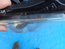 Laden Sie das Bild in den Galerie-Viewer, Frontscheinwerfer Opel Vectra C TL793389777 13170917 Links Headlight SCH5932011541qw