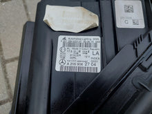 Laden Sie das Bild in den Galerie-Viewer, Frontscheinwerfer Mercedes-Benz W205 A2059062704 LED Rechts oder Links SCH3433168177ht