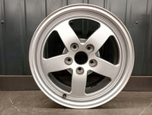 Load image into Gallery viewer, 1x Alufelge 16 Zoll 7.0" 5x112 35ET Glanz Silber 8W0601025 Audi A4 Rim Wheel FEL6214347322zn