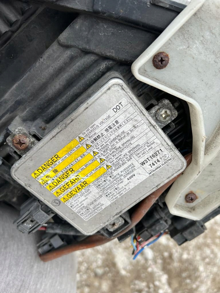 Frontscheinwerfer Peugeot 4007 Xenon Ein Satz Scheinwerfer Headlight SCH5981694050cx