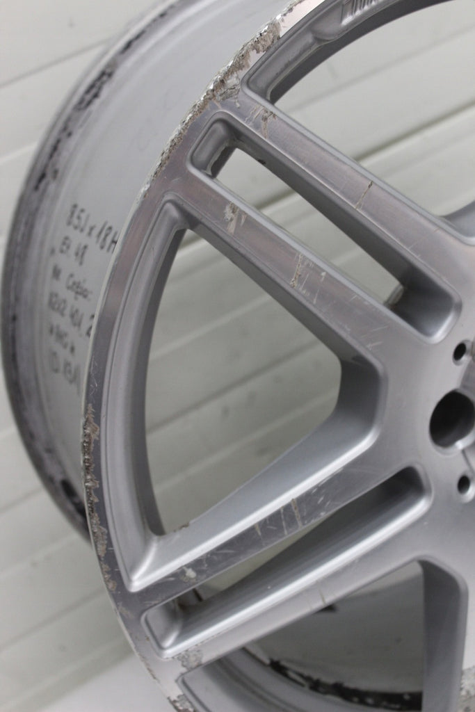 1x Alufelge 18 Zoll 8.5" 5x112 Silber A2124012302 Mercedes-Benz Amg Rim Wheel
