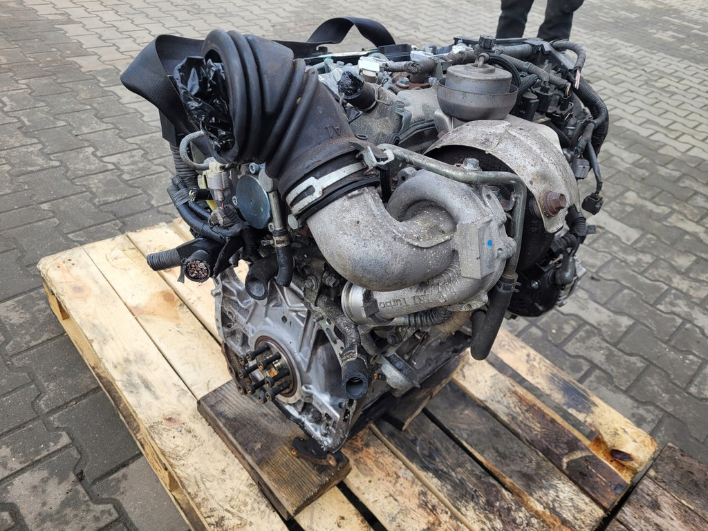 Motor Toyota Avensis Verso 1AD 2.0 126PS Diesel Engine Komplett