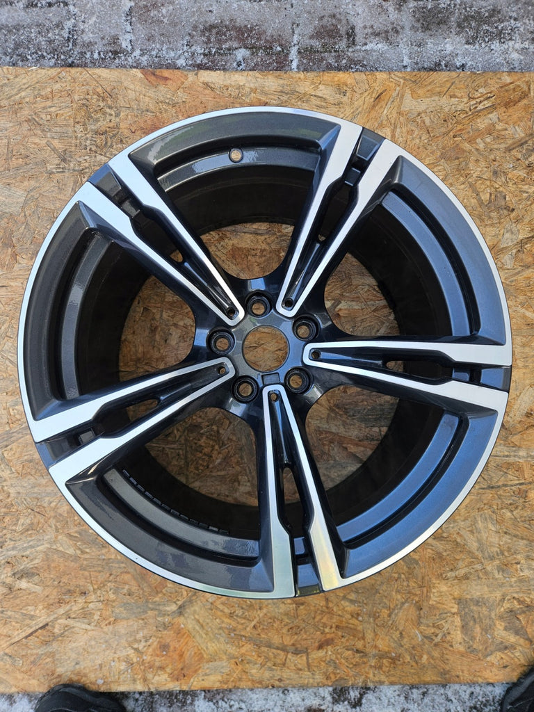 1x Alufelge 19 Zoll 10.5" 5x112 28ET 7857076 BMW 1 Rim Wheel FEL2983284932cn