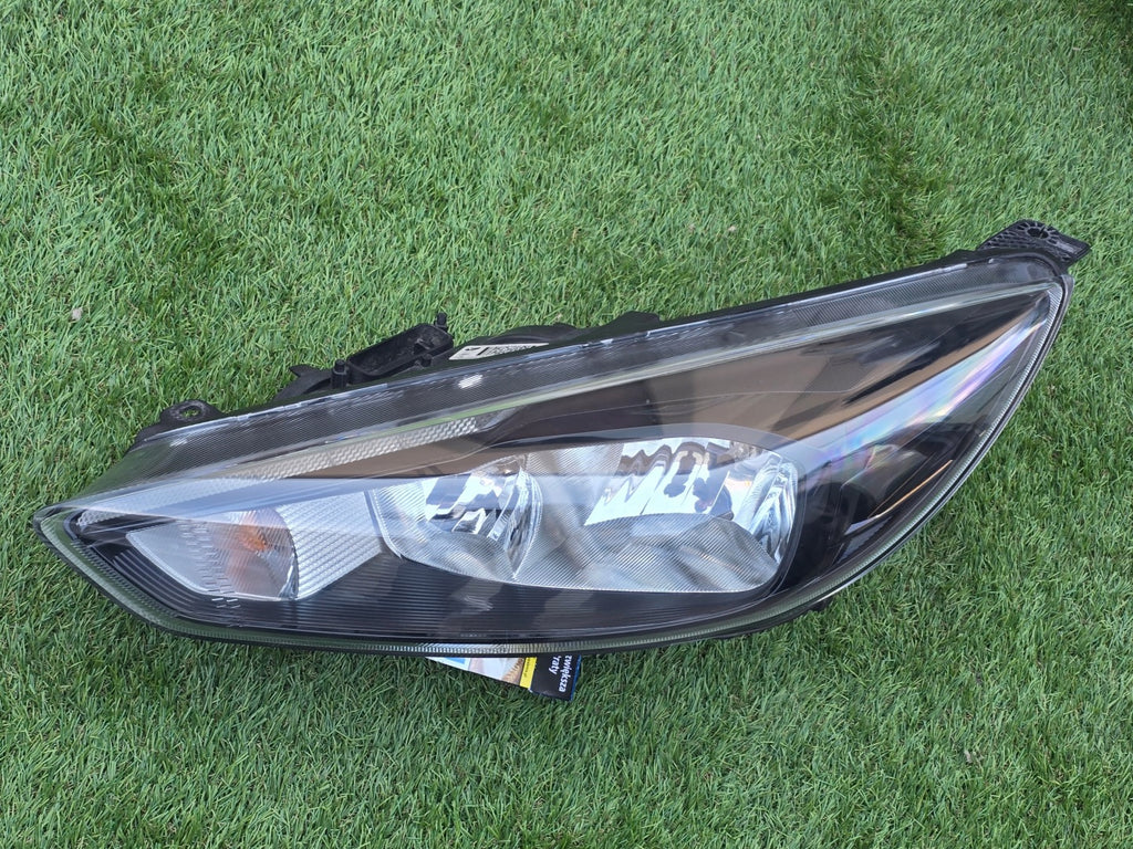 Frontscheinwerfer Ford Focus F1EB-13W030-GB Links Scheinwerfer Headlight SCH8886616058zf