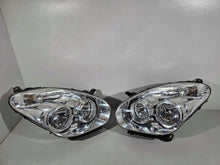 Laden Sie das Bild in den Galerie-Viewer, Frontscheinwerfer Opel Combo 103419012975 Ein Satz Scheinwerfer Headlight SCH6784391246hw