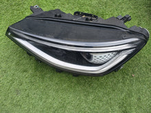 Laden Sie das Bild in den Galerie-Viewer, Frontscheinwerfer VW I 11B941035M Links Scheinwerfer Headlight SCH2637463820sy