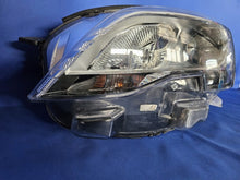 Load image into Gallery viewer, Frontscheinwerfer Peugeot Expert 9808573580 Xenon Links Scheinwerfer Headlight SCH2025750976qv