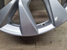 Laden Sie das Bild in den Galerie-Viewer, 1x Alufelge 17 Zoll 5x114.3 Renault Captur Ii Rim Wheel FEL9744444968ox