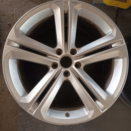 1x Alufelge 19 Zoll 9.0