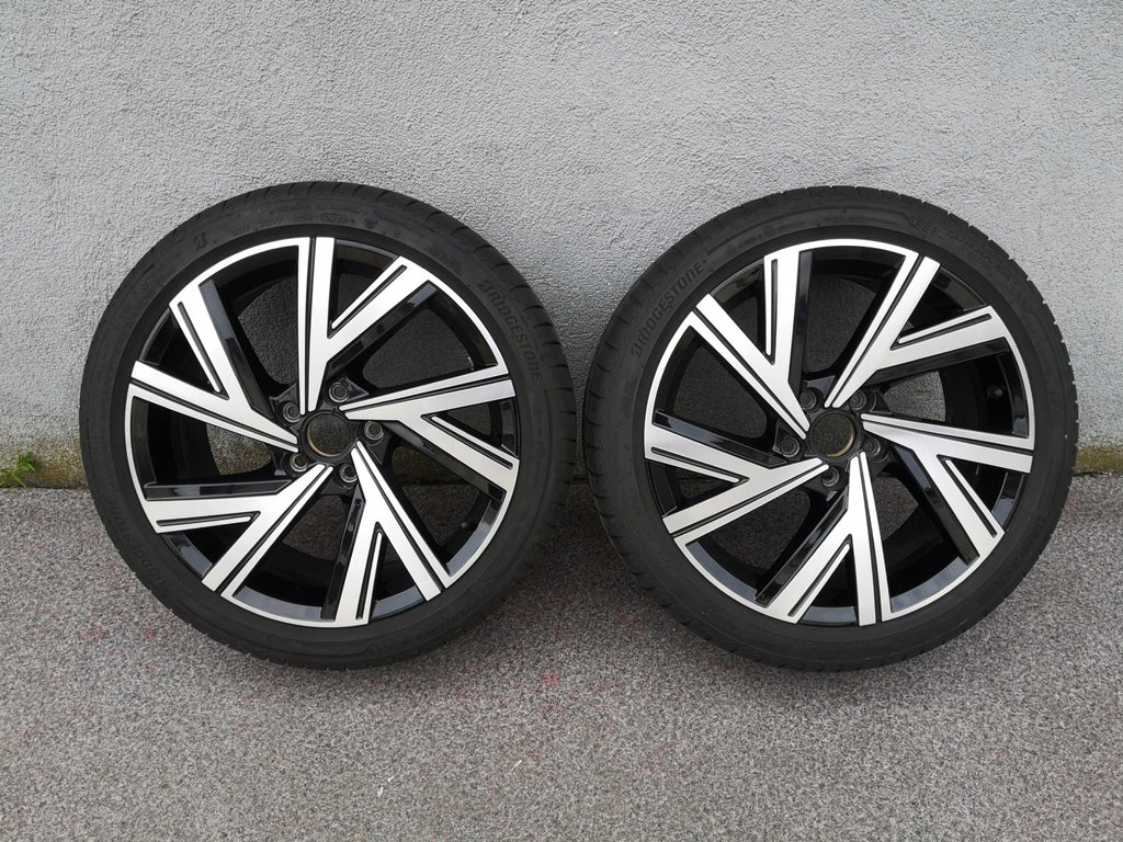 1x Alufelge 18 Zoll 7.5" 5x112 51ET 5H0601025AE VW Golf Viii Rim Wheel FEL6369448066er